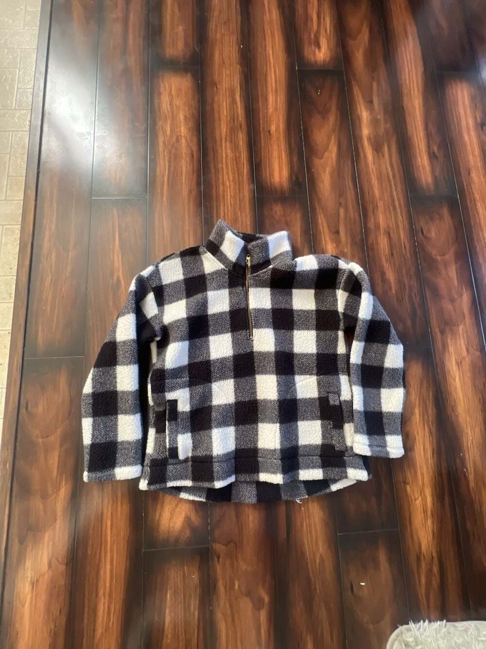 Old Navy Buffalo Plaid Sherpa Quarter-Zip Pullover Size L